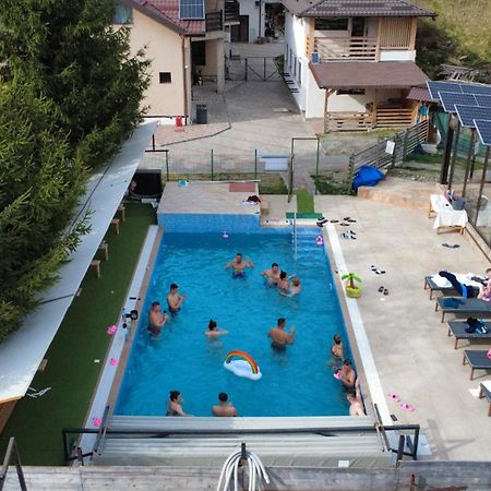 Pensiunea El Monte Spa Rucăr Exterior foto