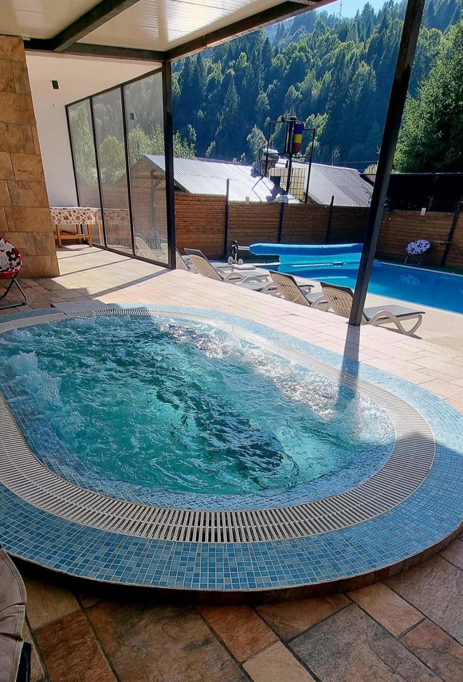 Pensiunea El Monte Spa Rucăr Exterior foto