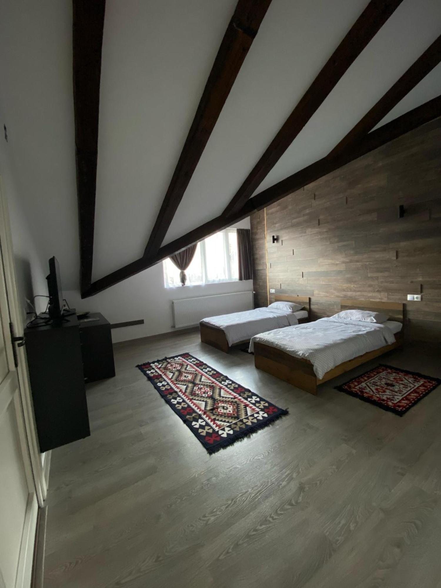 Pensiunea El Monte Spa Rucăr Exterior foto
