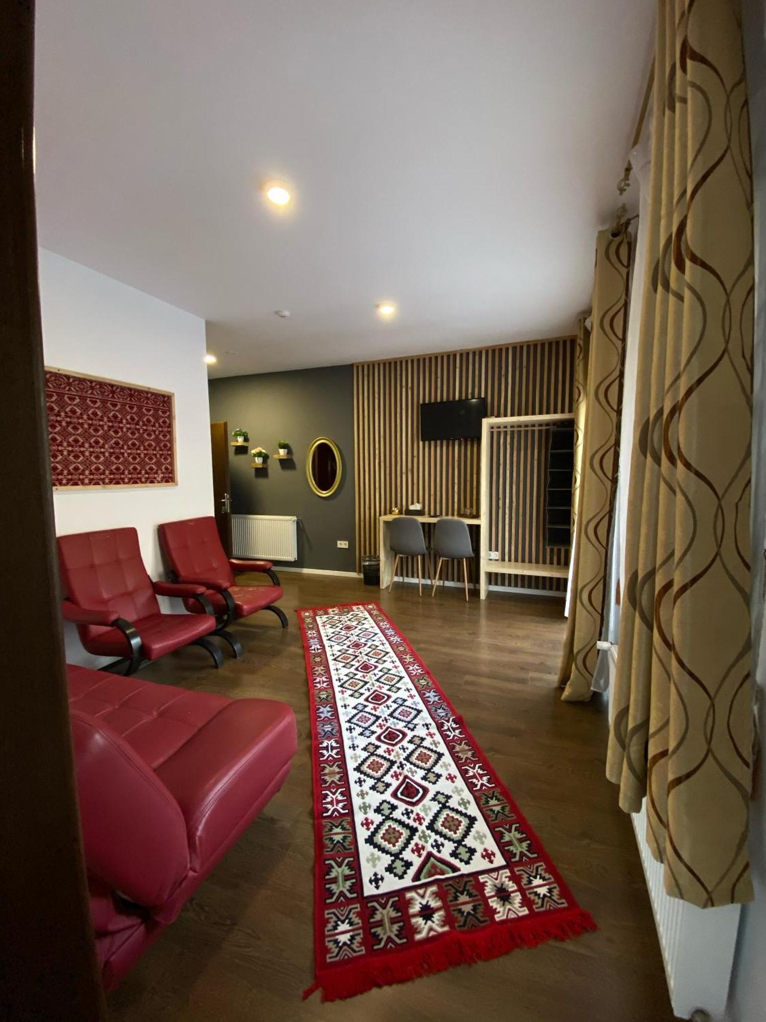 Pensiunea El Monte Spa Rucăr Exterior foto