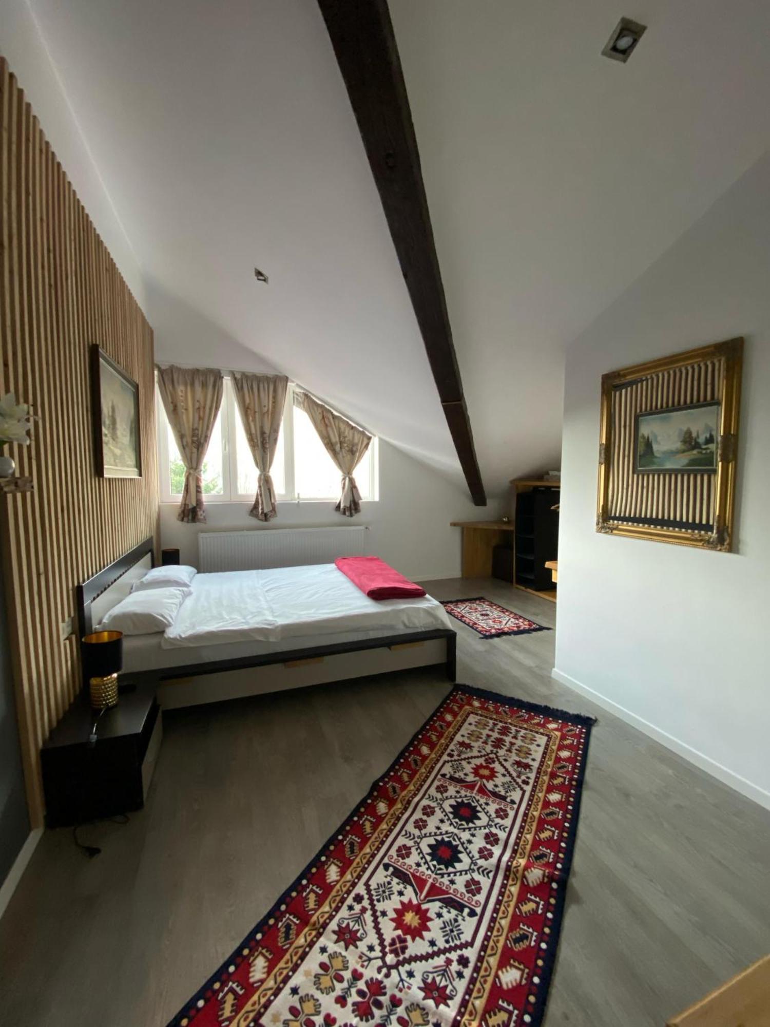 Pensiunea El Monte Spa Rucăr Exterior foto