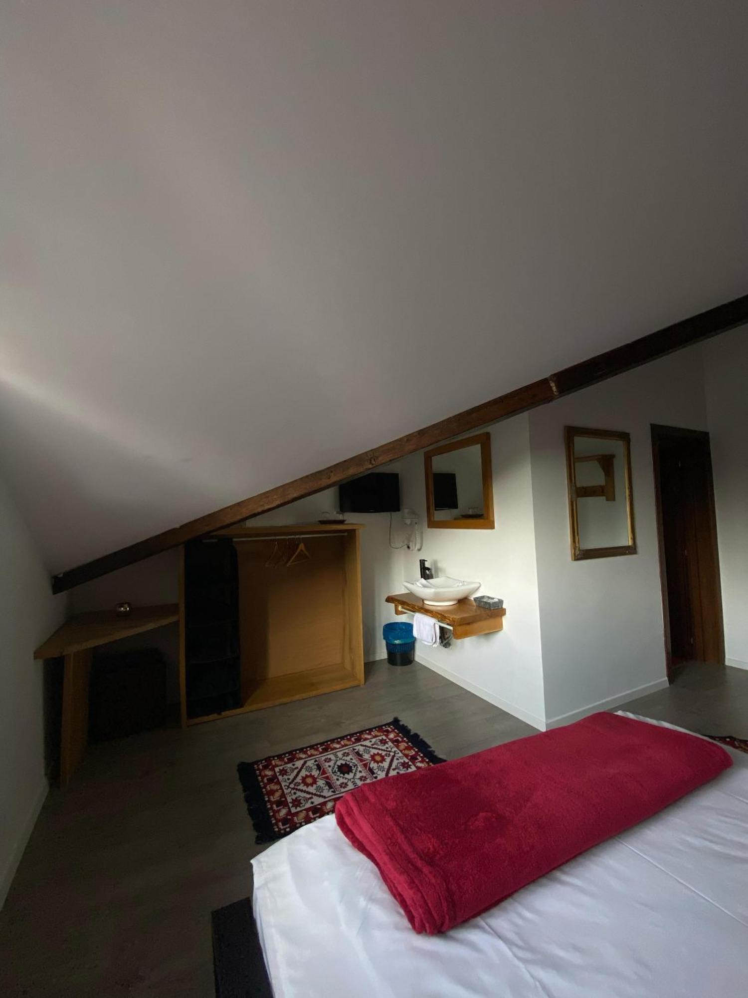 Pensiunea El Monte Spa Rucăr Exterior foto